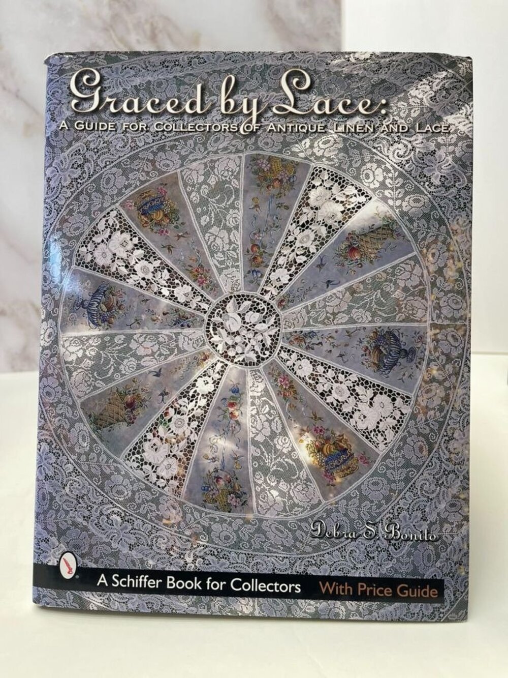Graced by Lace Collector's Guide to Antique Linen & Lace • HC 2001 - Picture 1 of 11
